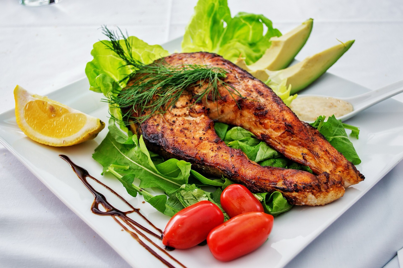 Protein: why it's worth tracking and how CalorIA Scan makes it easy